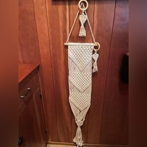 Retro planter hanger and 3 hearts set. Never Used